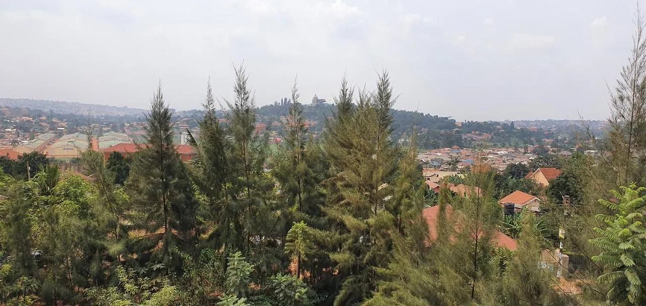 Bukoto 3 Bedroomed House With Wi-Fi Καμπάλα 0*,
